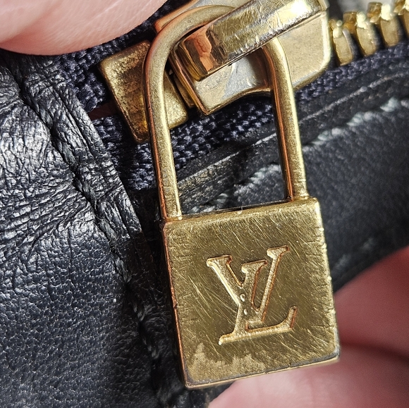 SOLD....Vintage Louis Vuitton Josephine GM Mini Lin VI0049 - Picture 14 of 15